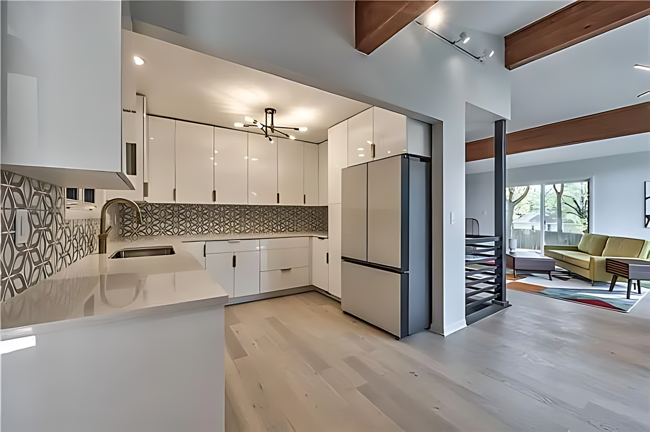 8717 W 104th St - Photo 7 of 19