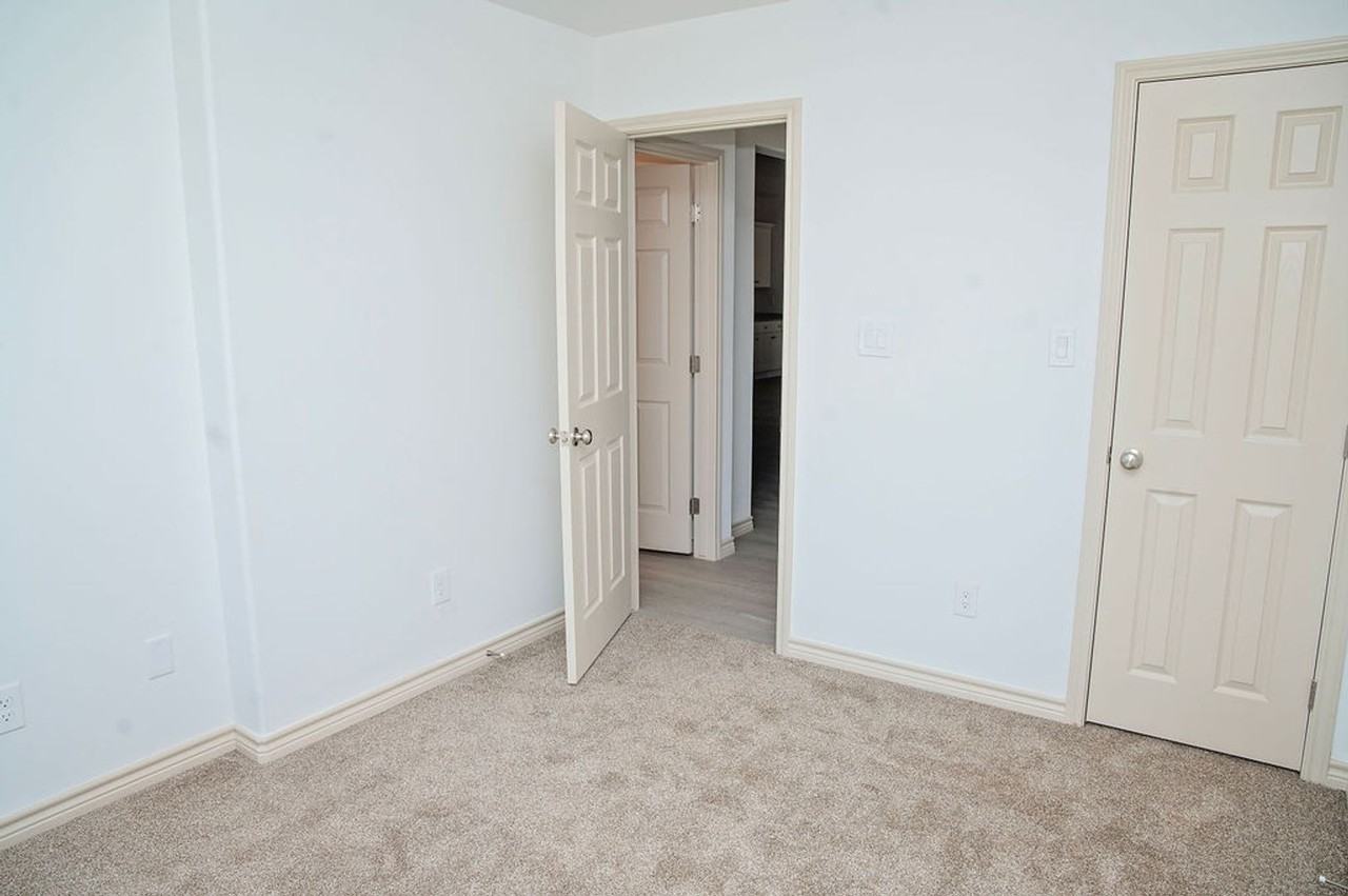 1325 Bajada Street - Photo 7 of 18