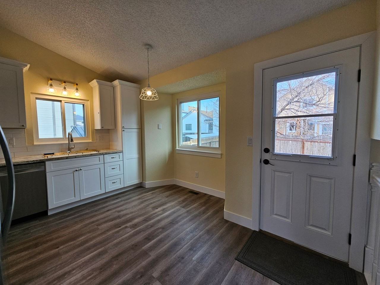 5875 Granby Hill Dr - Photo 5 of 21