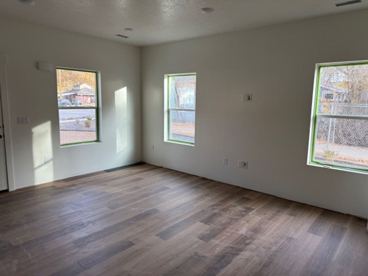 267 N Harrisville Rd - Photo 5 of 11