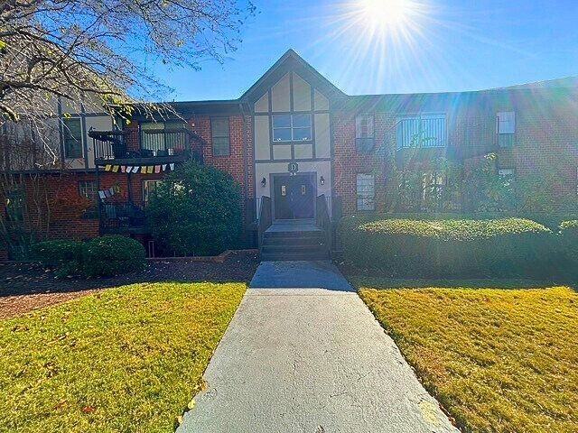 6851 Roswell Rd #D29