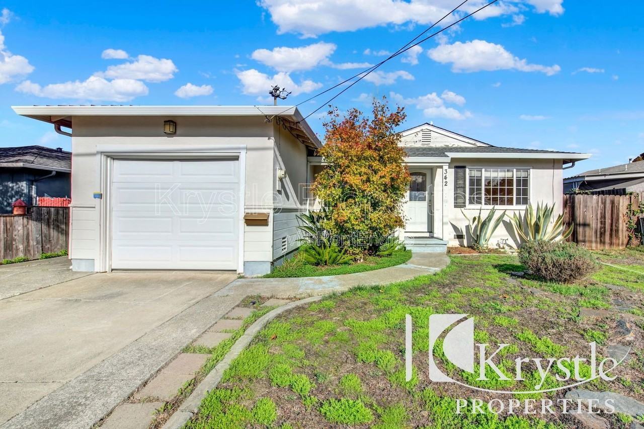 342 Los Altos Drive - Photo 2 of 22