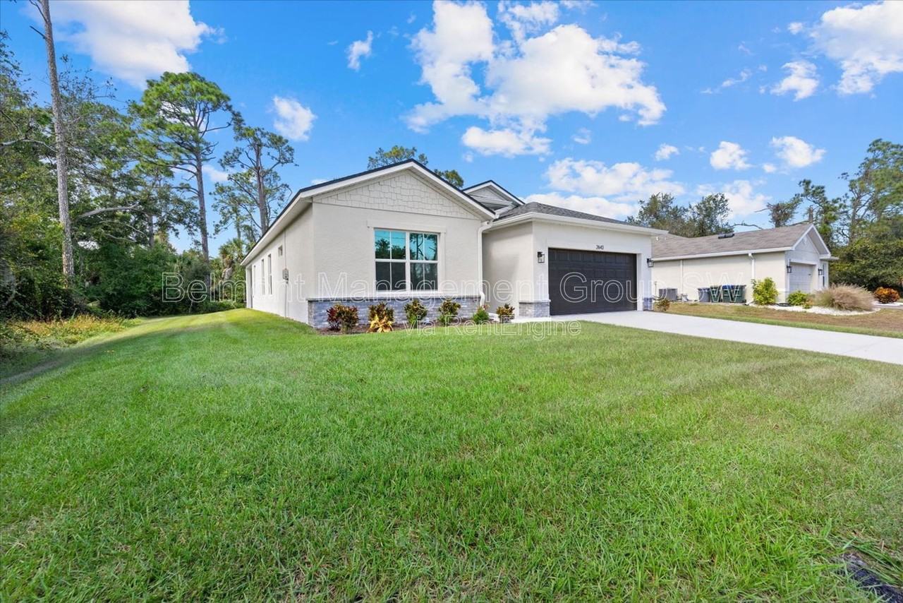 2643 Rushmore St - Photo 3 of 25