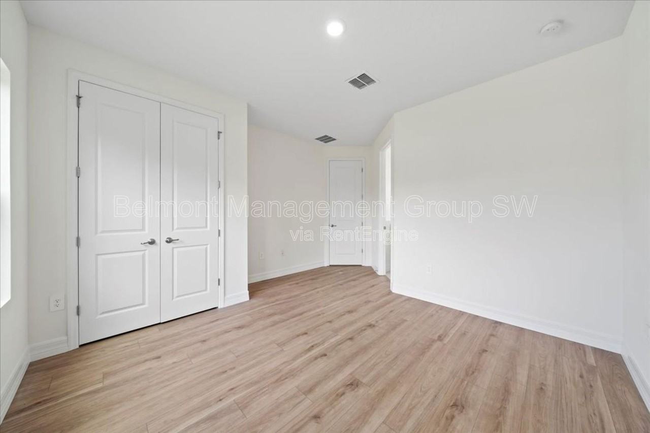 3883 Dominic St - Photo 6 of 24