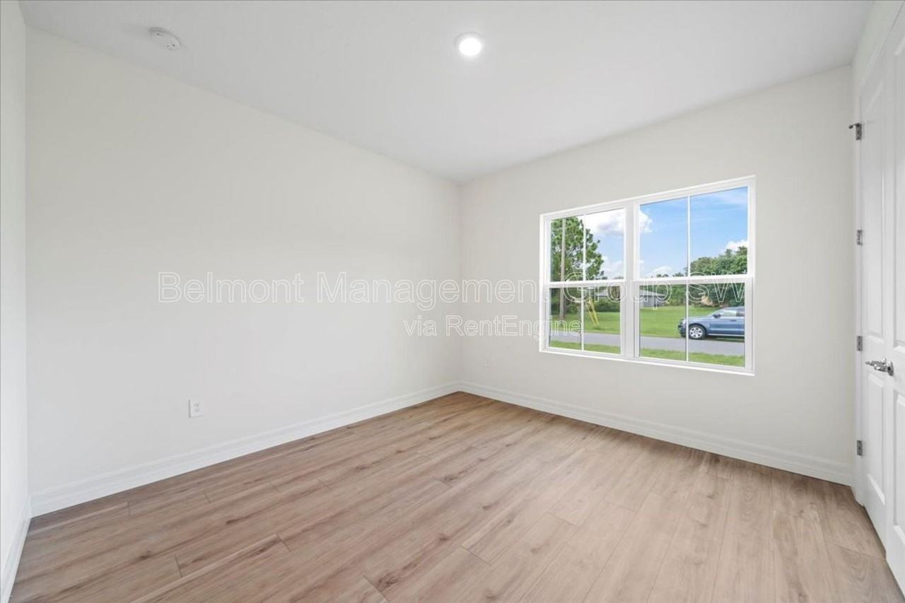 3883 Dominic St - Photo 7 of 24