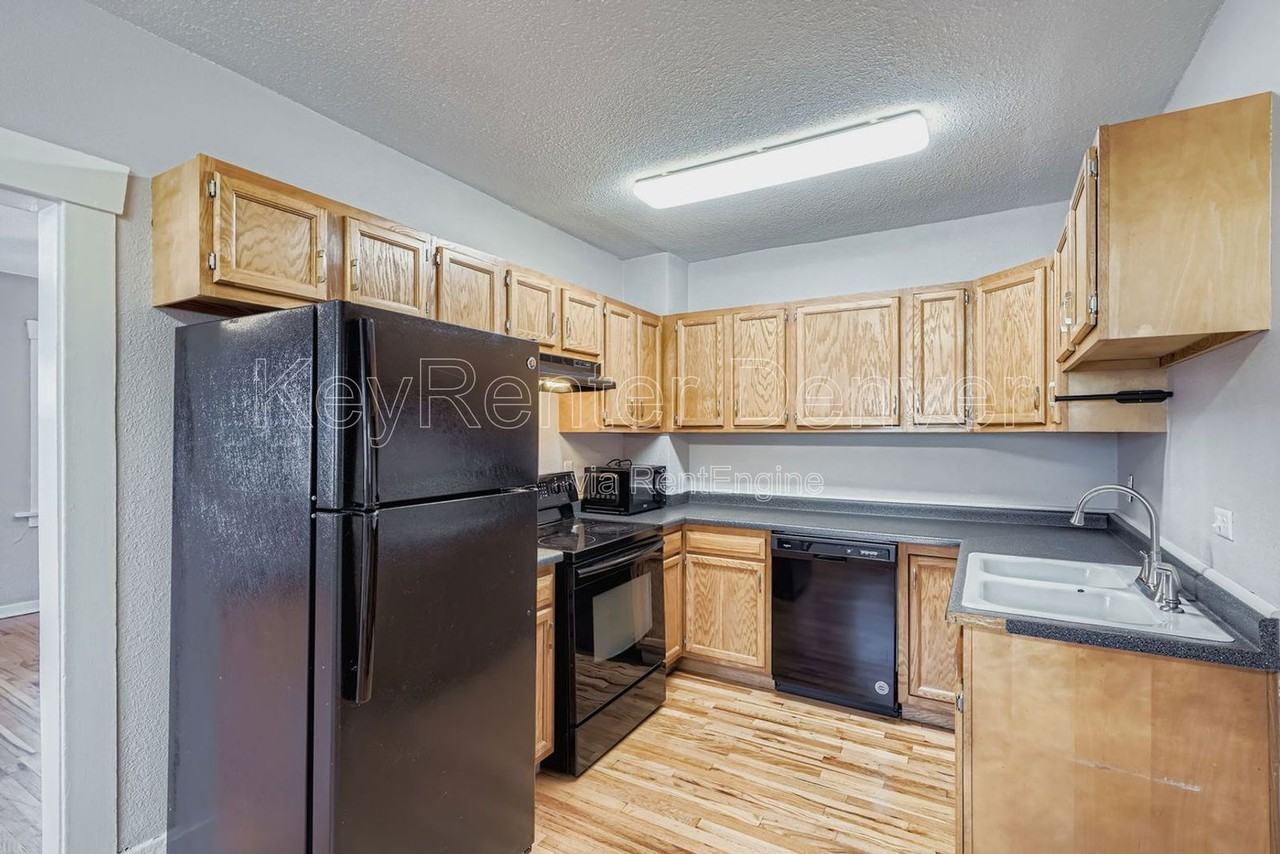 4195 Zenobia St - Photo 6 of 18