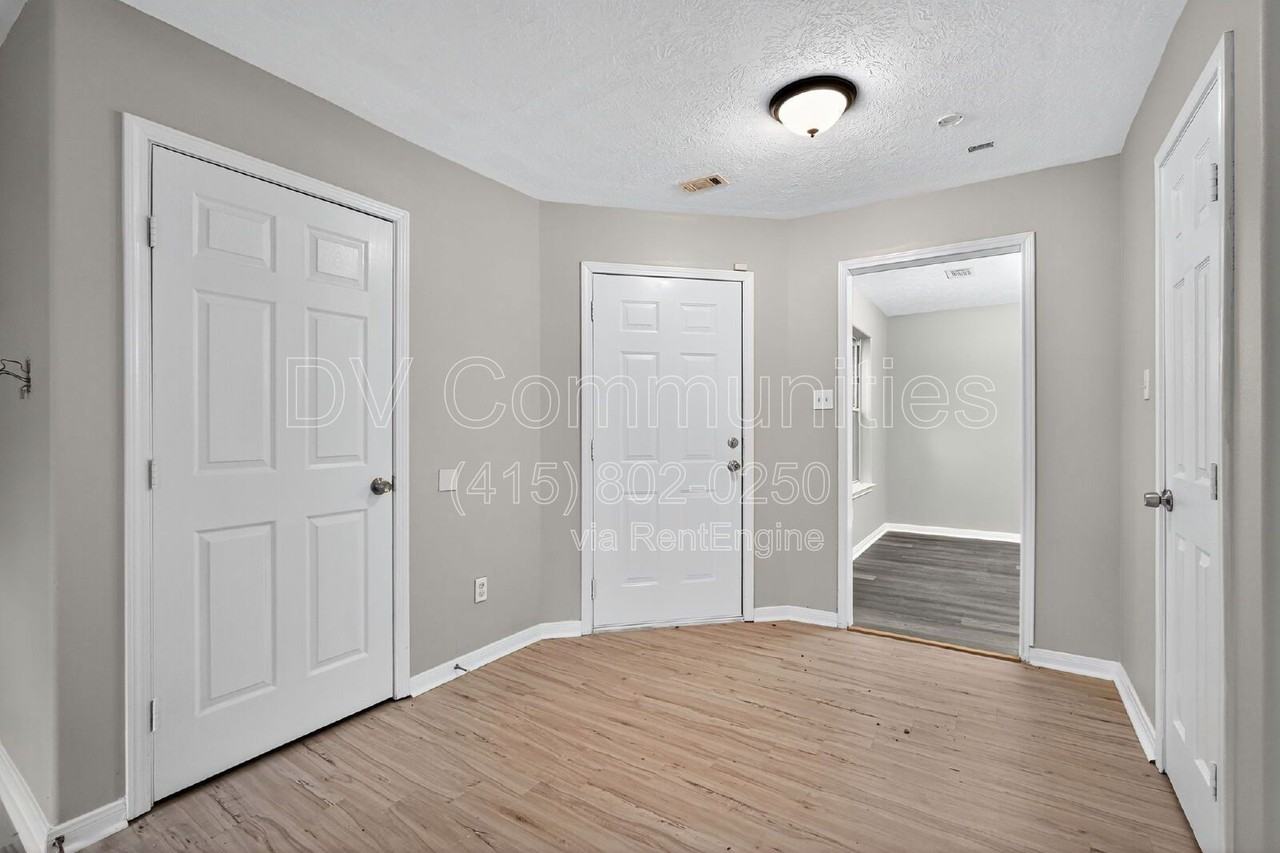 16350 Many Trees Ln - Photo 6 of 31