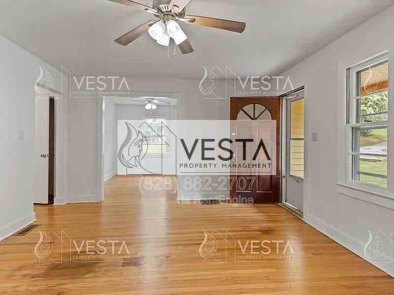 34 Huffman Rd - Photo 7 of 31