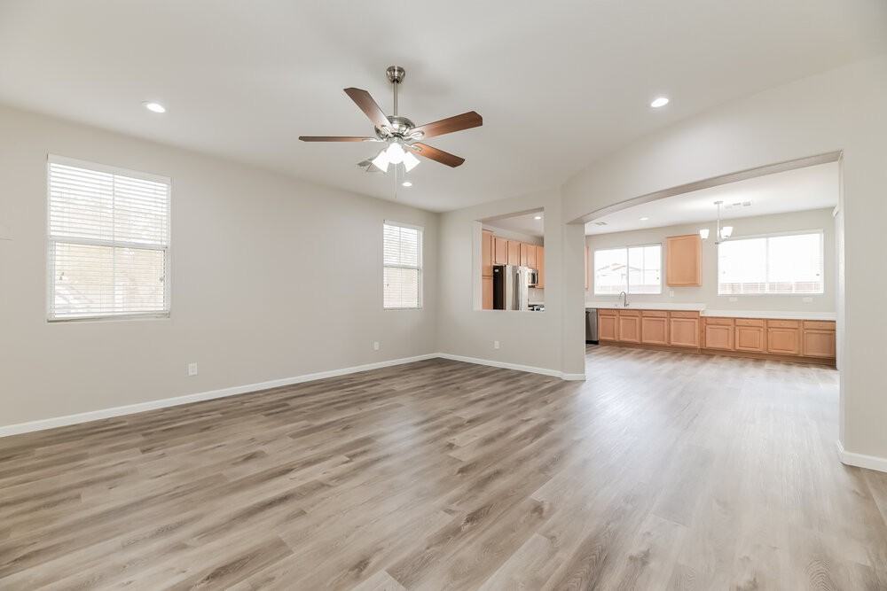 7194 Temecula Valley Ave - Photo 6 of 17