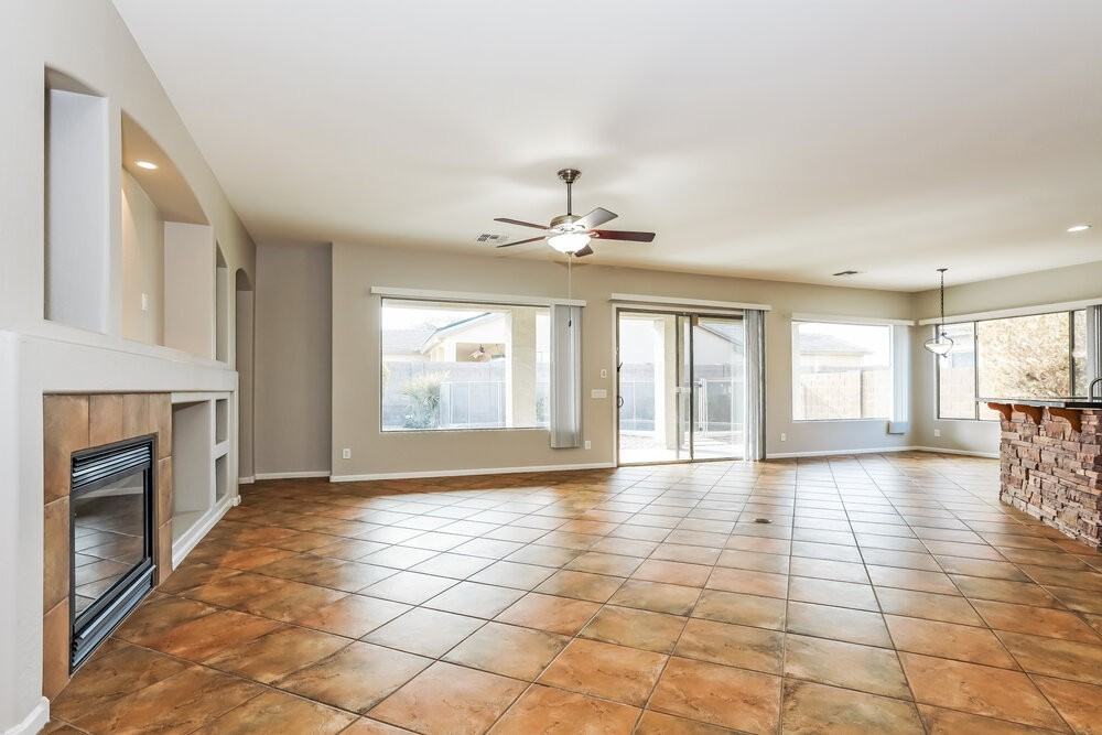 3927 E Dubois Ave - Photo 4 of 16