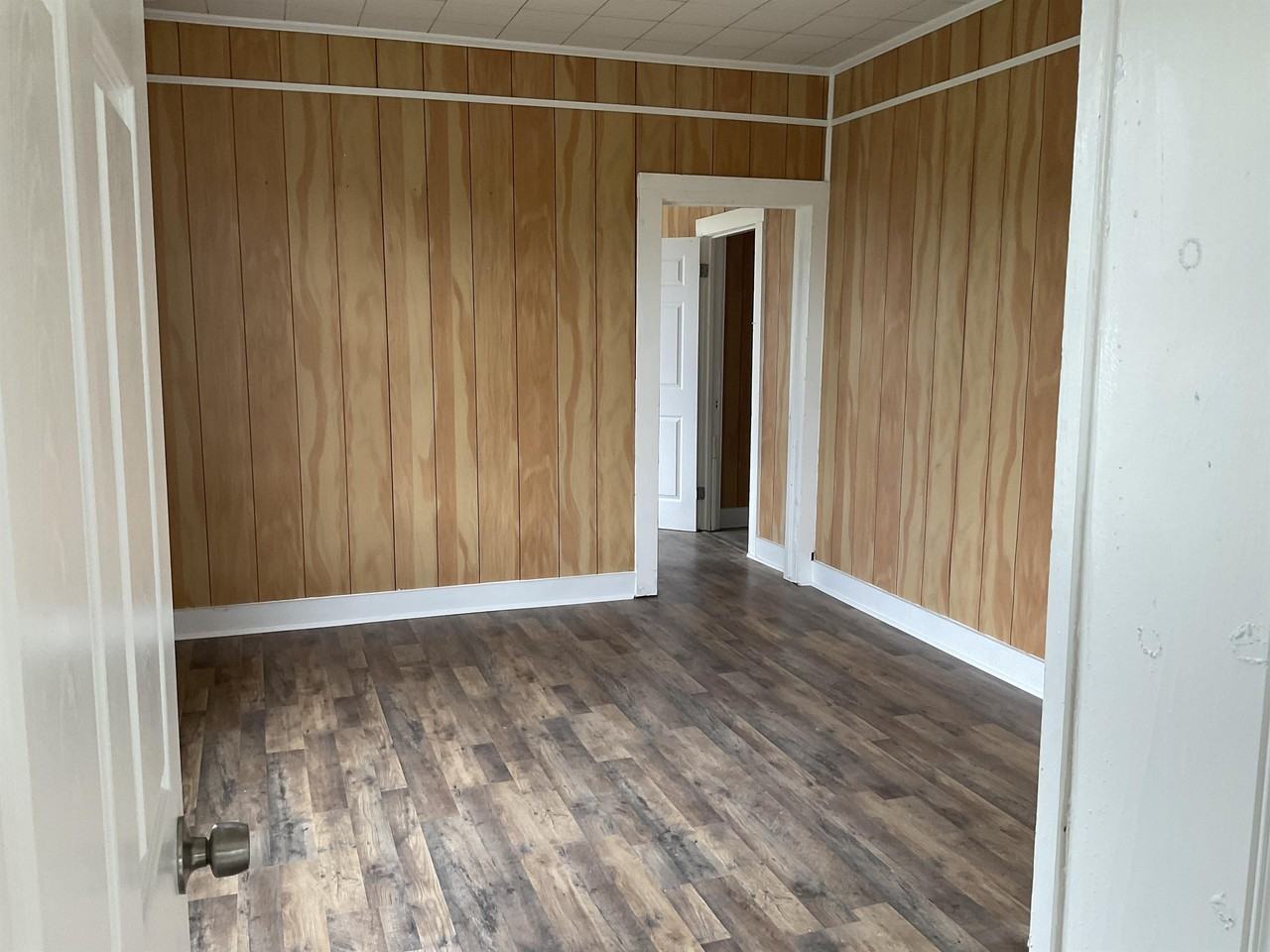 4305 Byron St - Photo 3 of 12