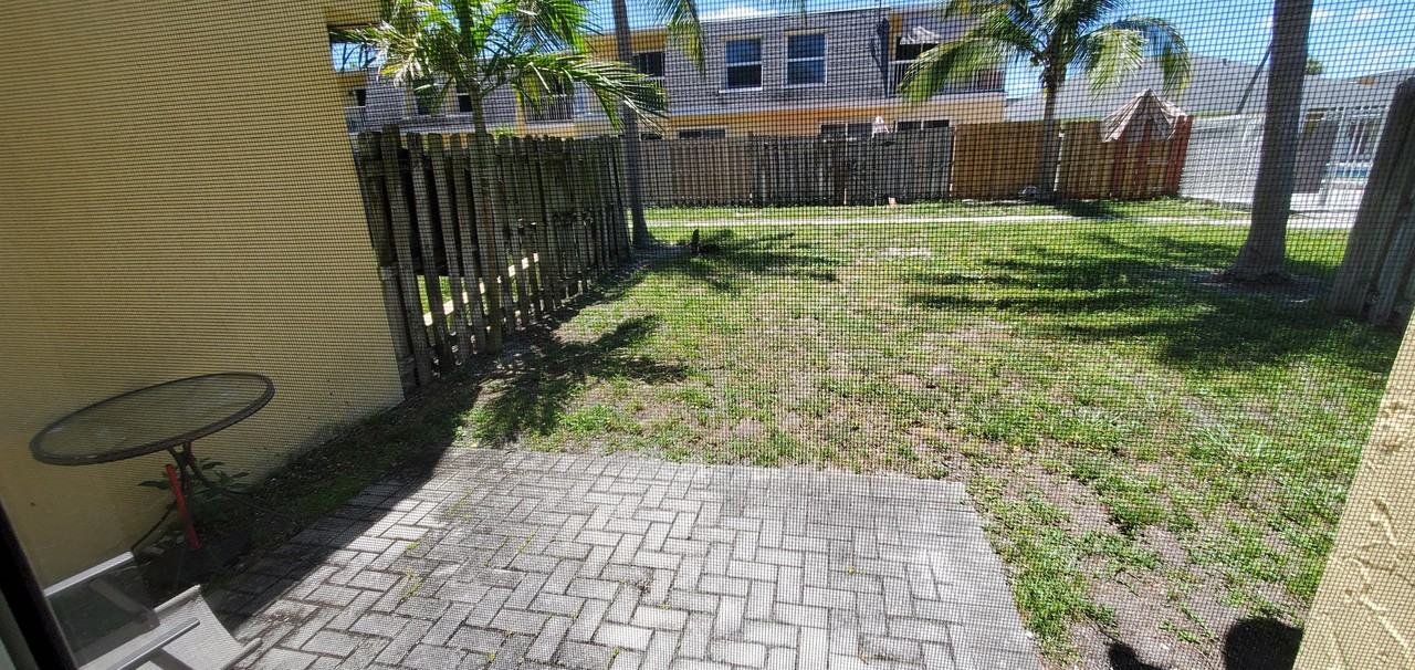 519 Sw 1st Ct #1 - Photo 7 of 22