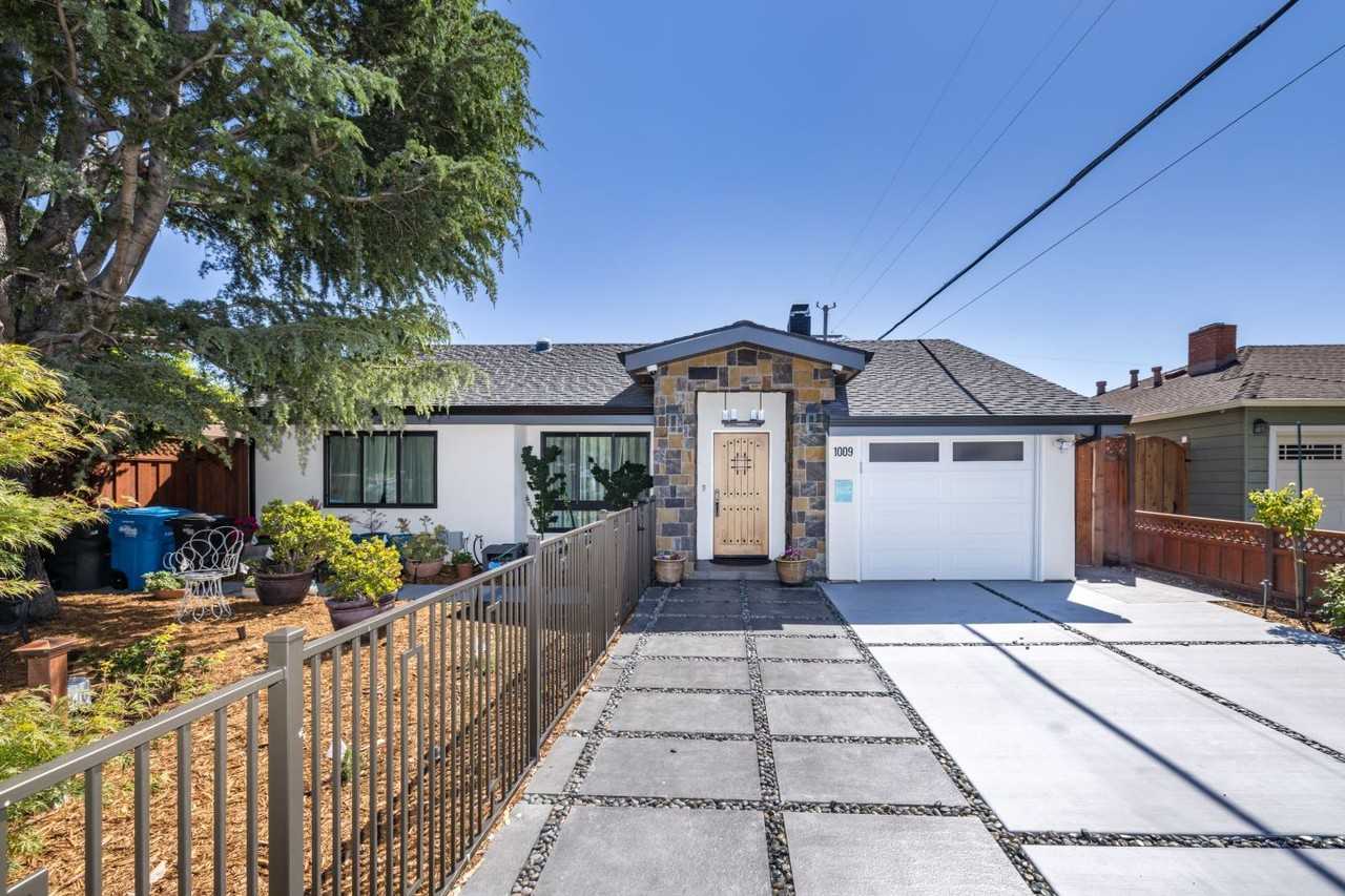 1009 S Norfolk St - Photo 2 of 24