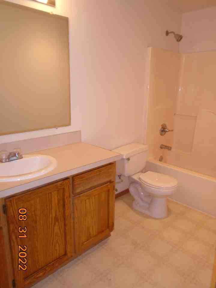 376 Shamrock St #376 - Photo 2 of 17