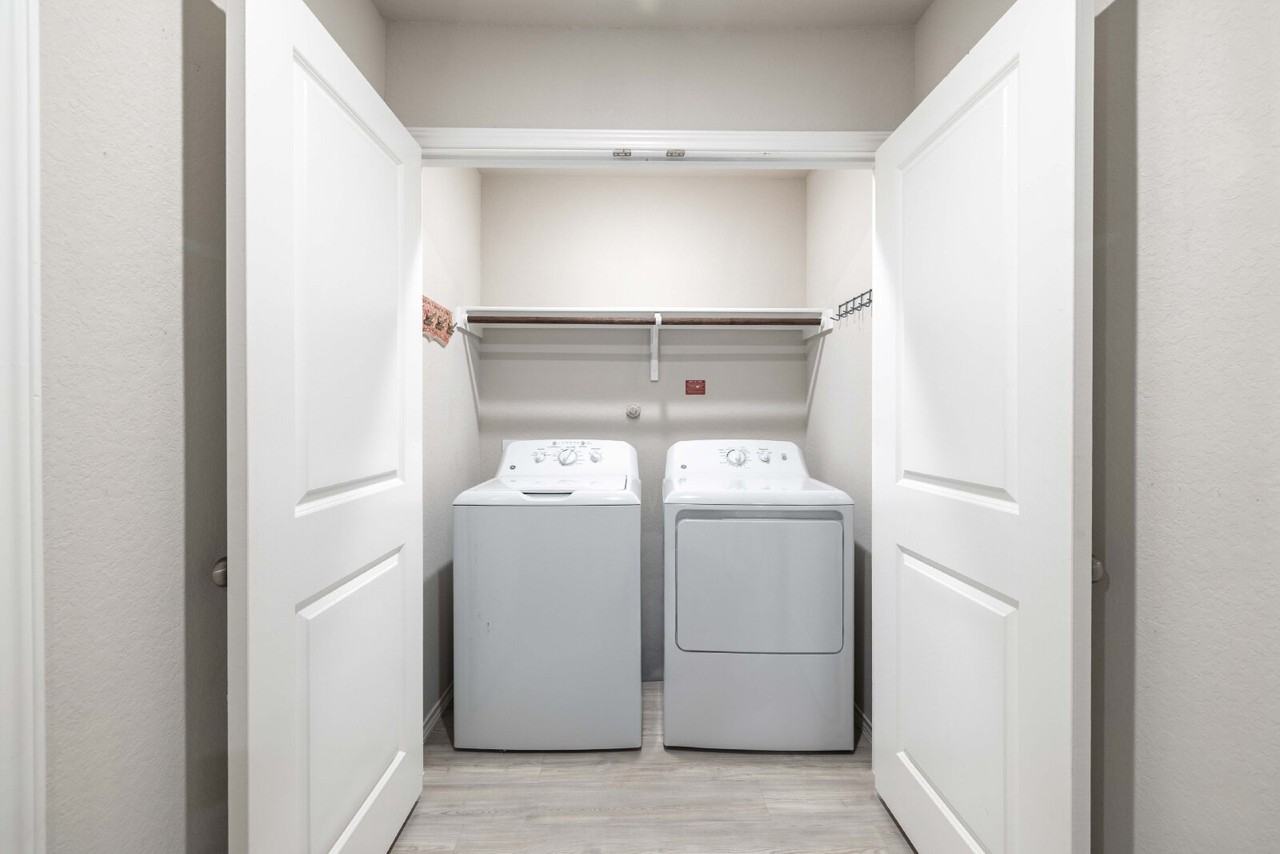 12744 Mirecourt Way - Photo 6 of 29