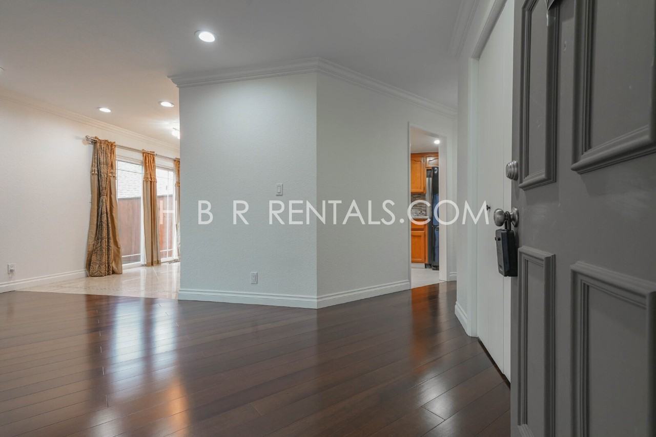 2859 El Capitan Dr - Photo 4 of 31