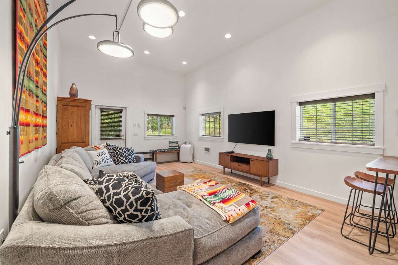 7335 W Otter Bay Rd - Photo 6 of 12