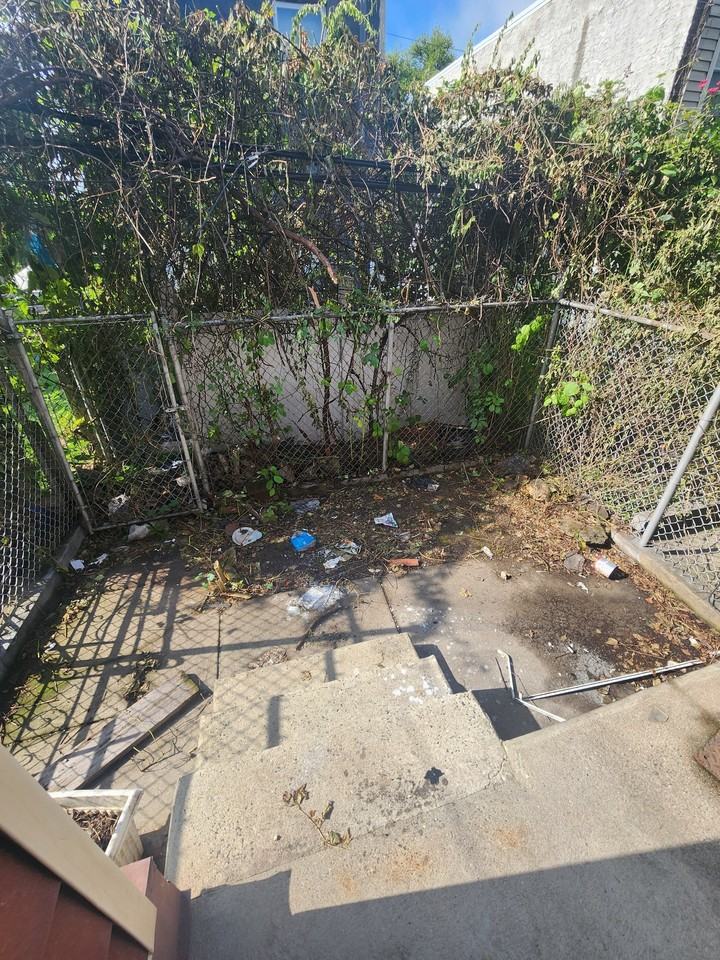 2530 W Gordon St - Photo 3 of 13
