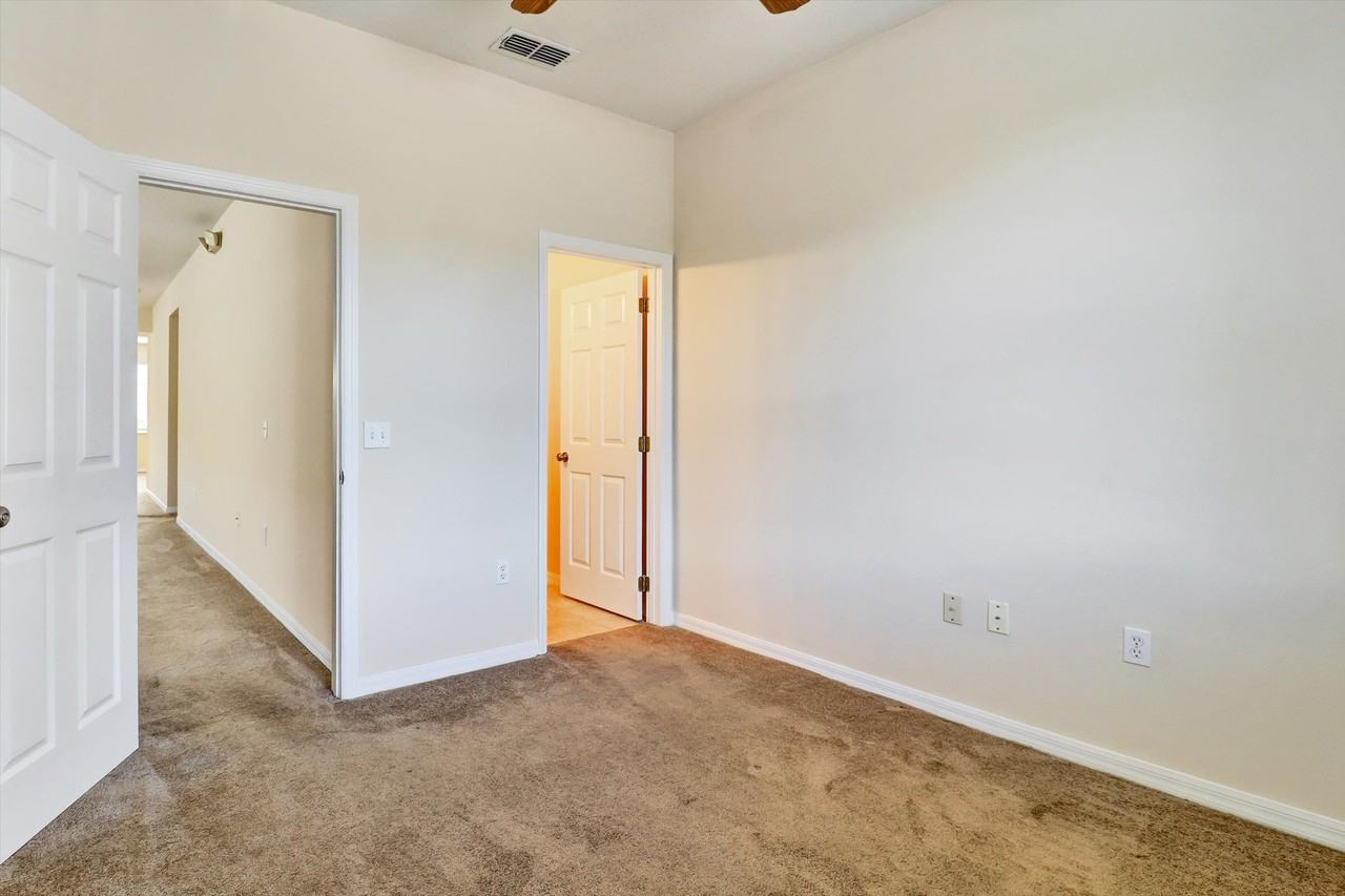 124 Sand Ridge Dr - Photo 3 of 50
