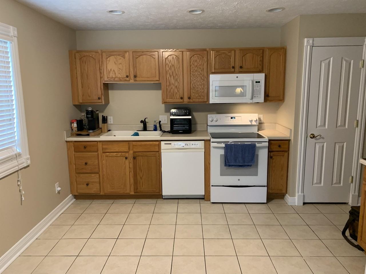 7833 S Andee Ln #1 - Photo 4 of 10