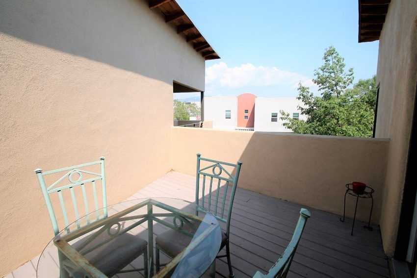 201 Aliso Dr Se - Photo 2 of 27