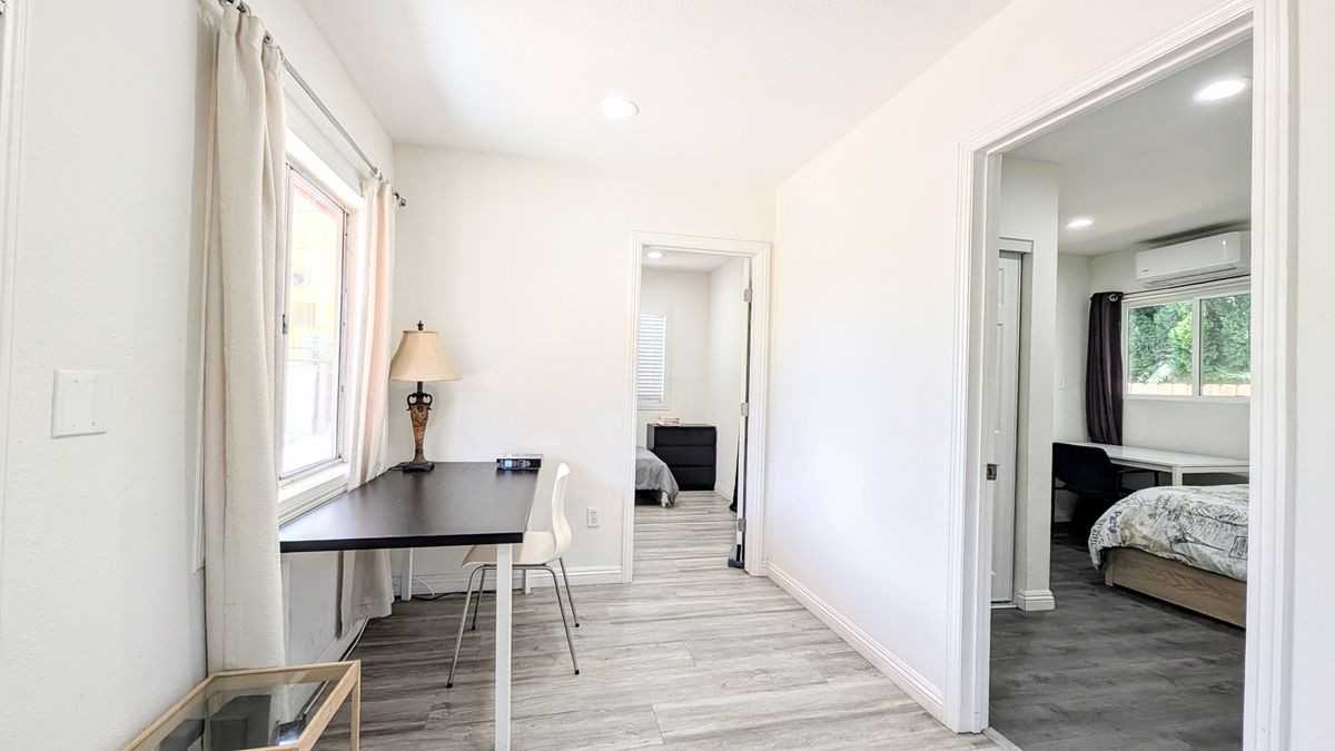 1293 West 37th Place - Photo 6 of 9