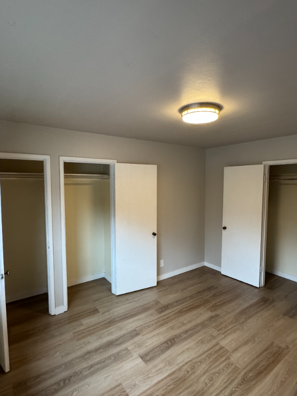 4640 22nd Ave Ne #9 - Photo 7 of 13