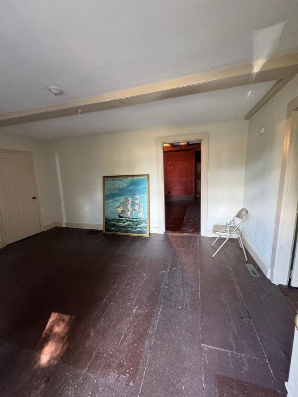 766 Washington St - Photo 7 of 18