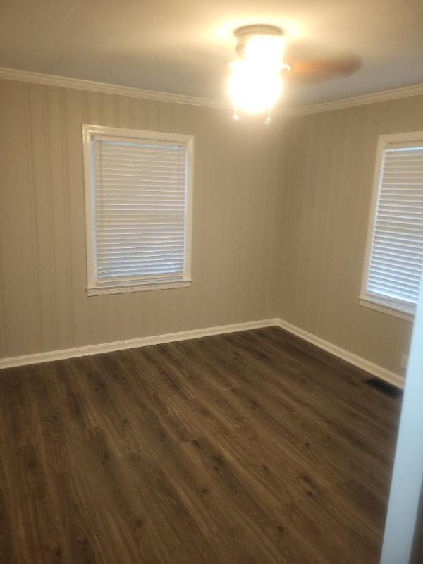 222 Longview Dr - Photo 6 of 8