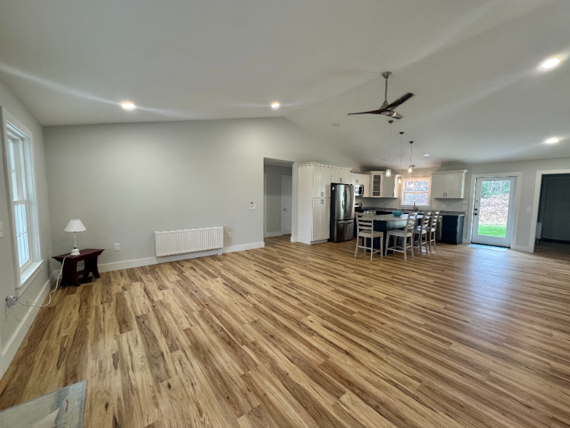 49 Fort Point Cove Rd - Photo 4 of 20