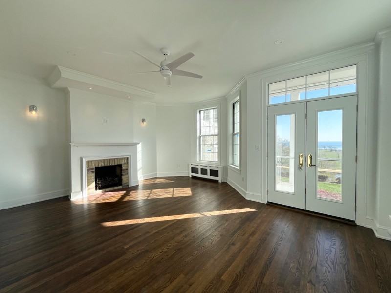 1228 E Juneau Ave #4