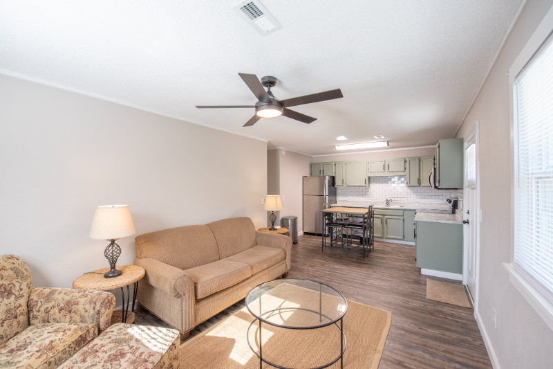 545 S Main St #1 - Photo 3 of 7