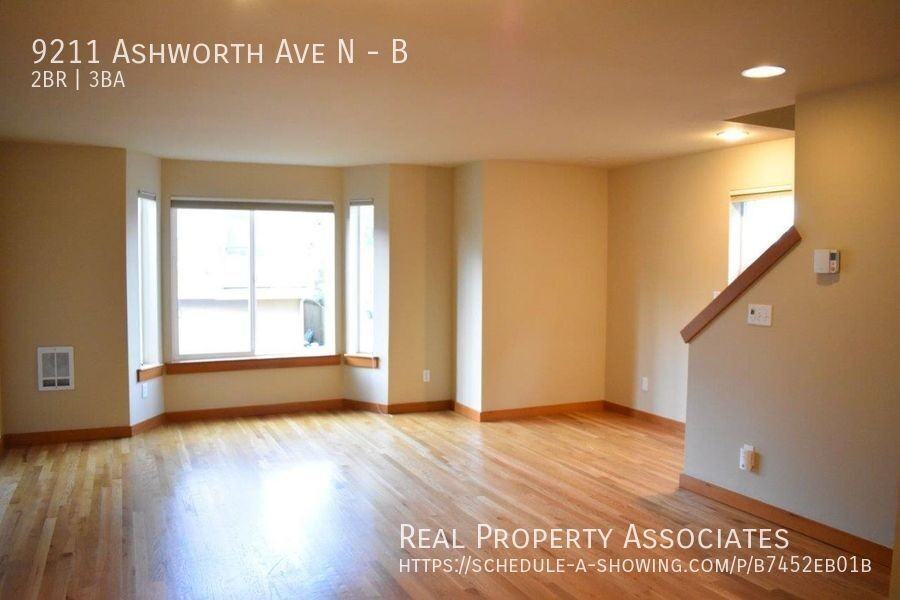 9211 Ashworth Ave N #B - Photo 4 of 19