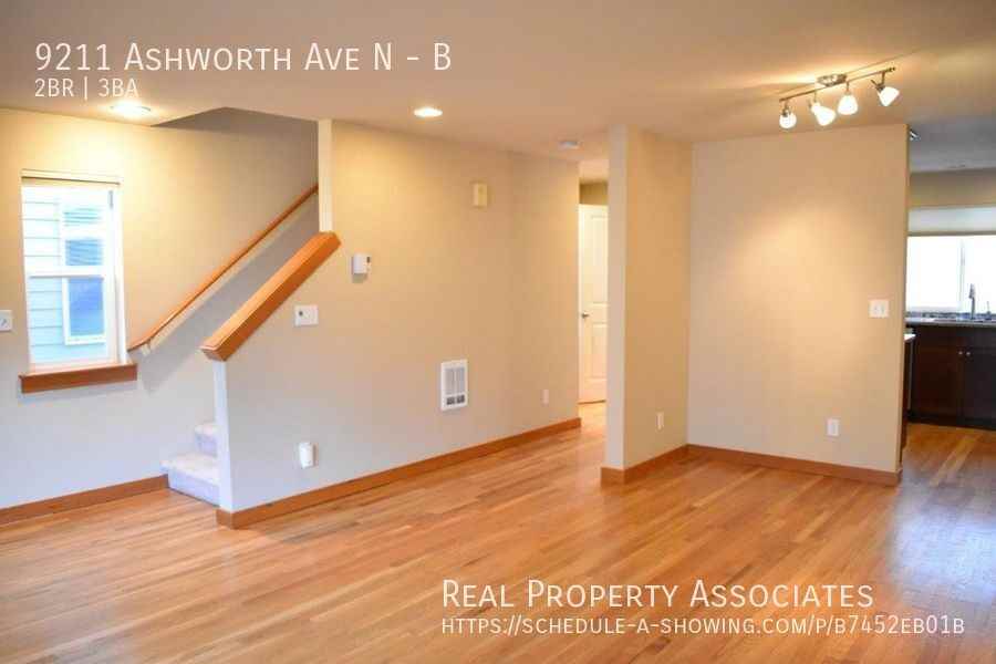 9211 Ashworth Ave N #B - Photo 5 of 19