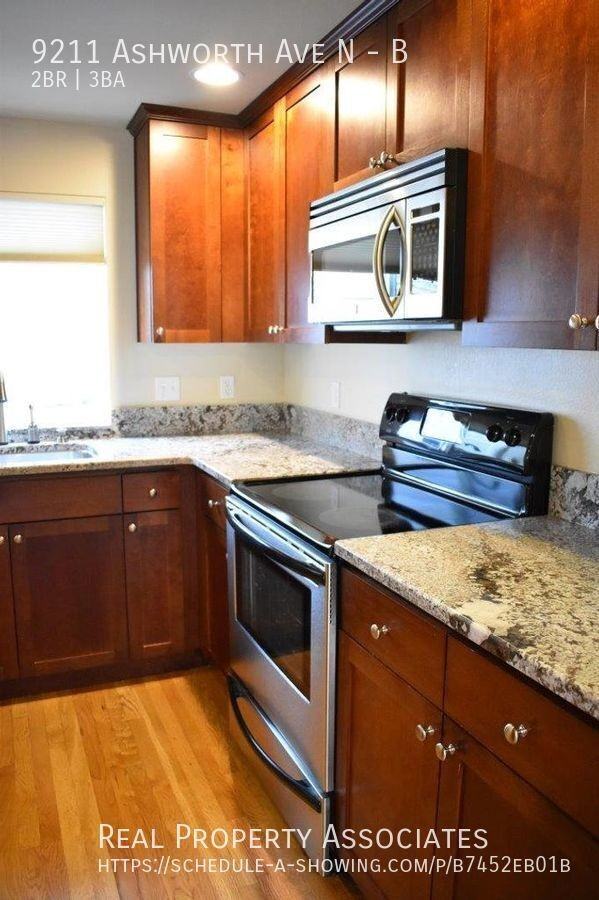 9211 Ashworth Ave N #B - Photo 7 of 19