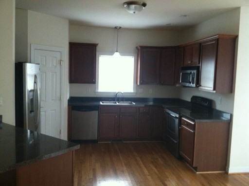 3200 Silver Meadows Ln - Photo 3 of 12