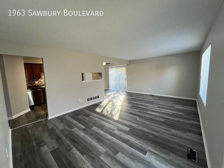 1963 Sawbury Blvd - Photo 2 of 27