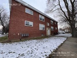 featured image of 717 Walnut St #2W