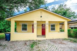 featured image of 1151 La Salle Street #B