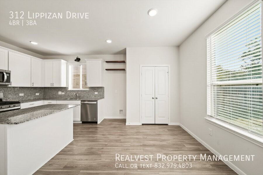 312 Lippizan Dr - Photo 2 of 26