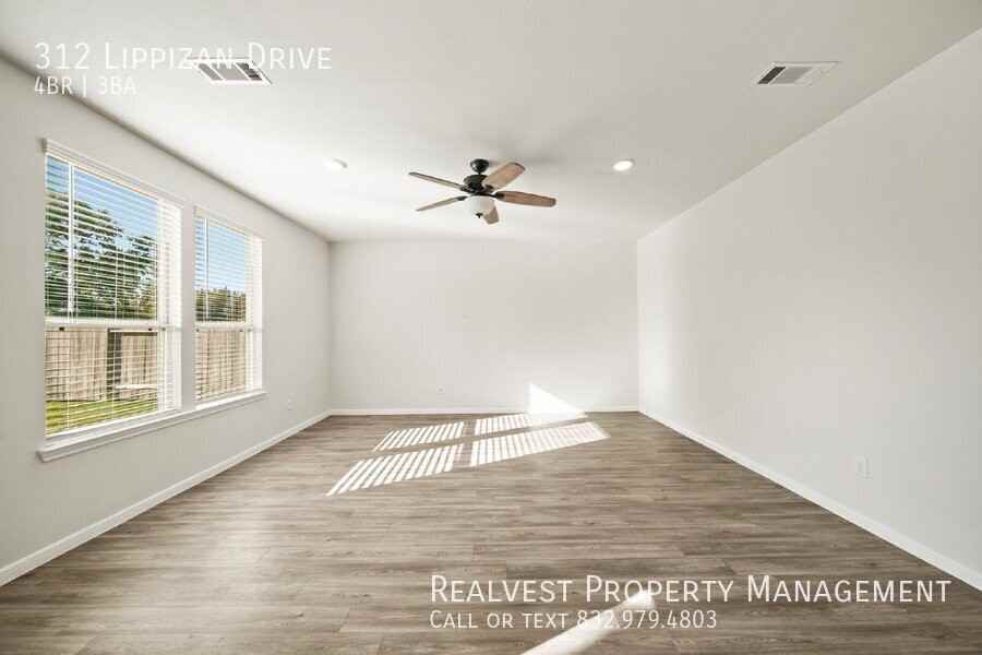 312 Lippizan Dr - Photo 3 of 26