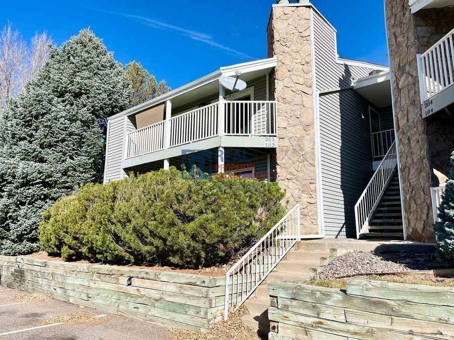 920 S Walden Way #203 - Photo 3 of 13