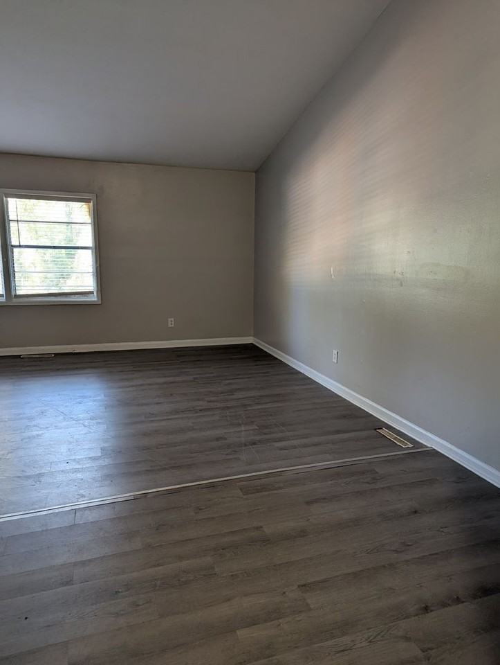 225 Ridgewood Avenue #225 - Photo 3 of 16