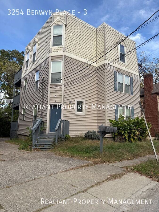 3254 Berwyn Place #3