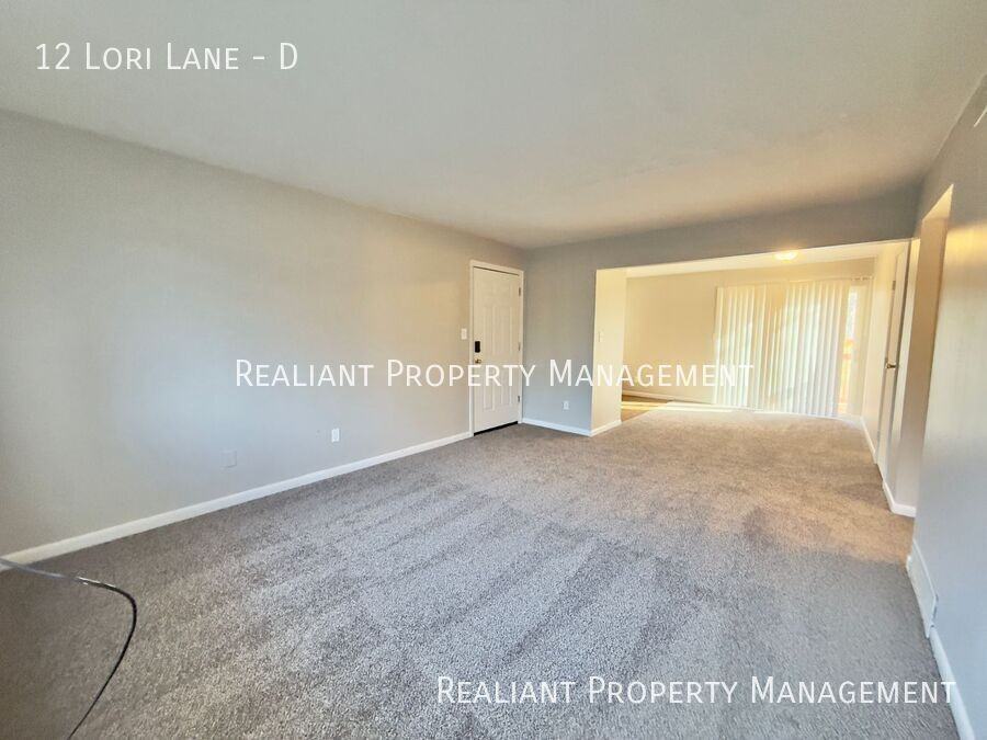 12 Lori Ln #D - Photo 3 of 11