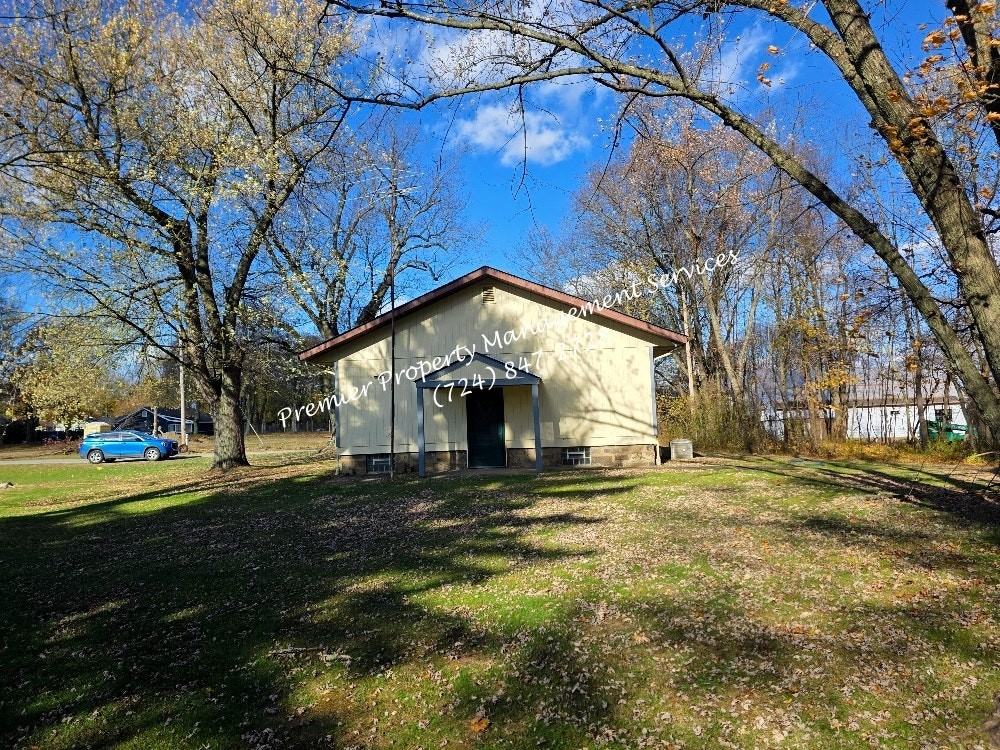 2454 Darlington Road, Unit 1 - Photo 4 of 16