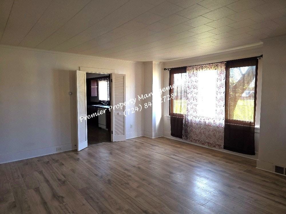 2454 Darlington Road, Unit 1 - Photo 6 of 16