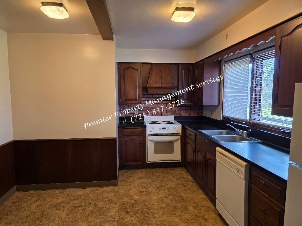 2454 Darlington Road, Unit 1 - Photo 7 of 16