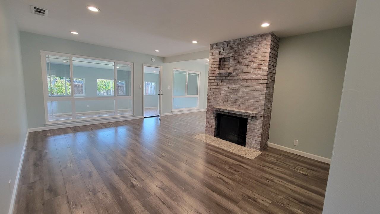 28022 Thackeray Avenue - Photo 7 of 29