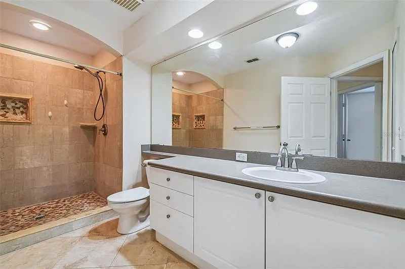 4008 Palmetto Palm Court - Photo 3 of 21